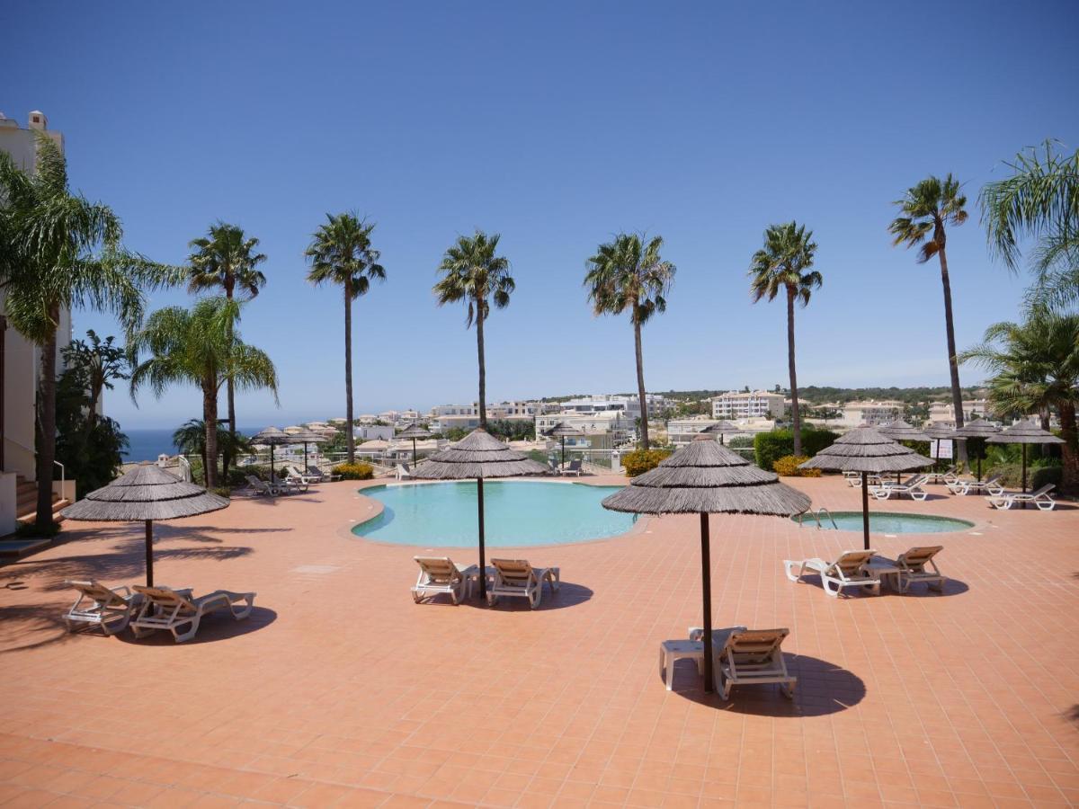 Large Penthouse Near Porto De Mos Beach With Magnificent Views In Lagos Kültér fotó